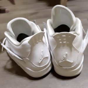 Jordan 4 sneakers
